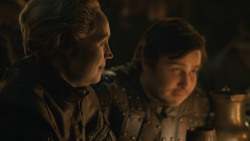 extant_GameOfThrones_8x04-TheLastOfTheStarks_1381