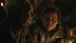 extant_GameOfThrones_8x04-TheLastOfTheStarks_1417