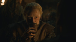 extant_GameOfThrones_8x04-TheLastOfTheStarks_1421