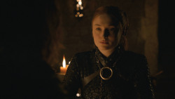 extant_GameOfThrones_8x04-TheLastOfTheStarks_1973