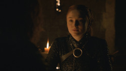 extant_GameOfThrones_8x04-TheLastOfTheStarks_2006