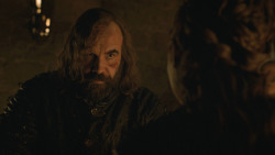extant_GameOfThrones_8x04-TheLastOfTheStarks_2073
