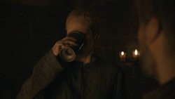 extant_GameOfThrones_8x04-TheLastOfTheStarks_2407