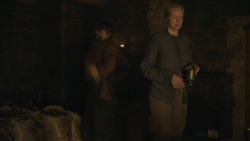 extant_GameOfThrones_8x04-TheLastOfTheStarks_2425