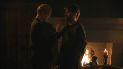 extant_GameOfThrones_8x04-TheLastOfTheStarks_2537