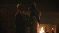 extant_GameOfThrones_8x04-TheLastOfTheStarks_2607