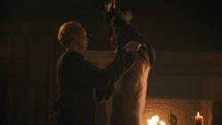 extant_GameOfThrones_8x04-TheLastOfTheStarks_2608