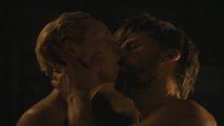 extant_GameOfThrones_8x04-TheLastOfTheStarks_2664