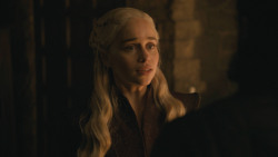 extant_GameOfThrones_8x04-TheLastOfTheStarks_2771