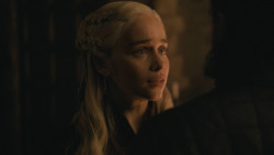 extant_GameOfThrones_8x04-TheLastOfTheStarks_2775