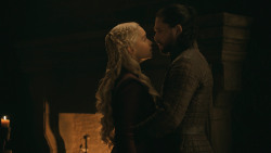 extant_GameOfThrones_8x04-TheLastOfTheStarks_2789