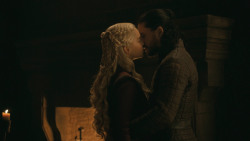 extant_GameOfThrones_8x04-TheLastOfTheStarks_2799