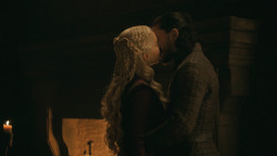 extant_GameOfThrones_8x04-TheLastOfTheStarks_2800