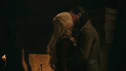 extant_GameOfThrones_8x04-TheLastOfTheStarks_2801