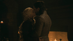 extant_GameOfThrones_8x04-TheLastOfTheStarks_2815