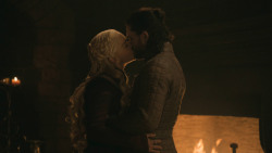 extant_GameOfThrones_8x04-TheLastOfTheStarks_2816