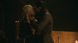 extant_GameOfThrones_8x04-TheLastOfTheStarks_2829