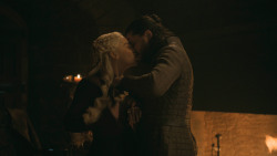 extant_GameOfThrones_8x04-TheLastOfTheStarks_2836