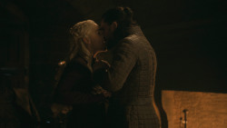 extant_GameOfThrones_8x04-TheLastOfTheStarks_2838
