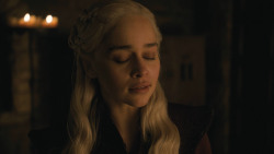 extant_GameOfThrones_8x04-TheLastOfTheStarks_2861