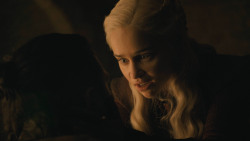 extant_GameOfThrones_8x04-TheLastOfTheStarks_2955