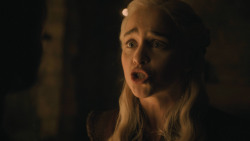 extant_GameOfThrones_8x04-TheLastOfTheStarks_2973