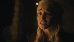 extant_GameOfThrones_8x04-TheLastOfTheStarks_2975