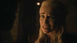 extant_GameOfThrones_8x04-TheLastOfTheStarks_2980
