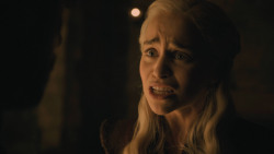 extant_GameOfThrones_8x04-TheLastOfTheStarks_2981