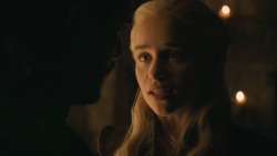 extant_GameOfThrones_8x04-TheLastOfTheStarks_3027