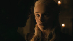 extant_GameOfThrones_8x04-TheLastOfTheStarks_3030