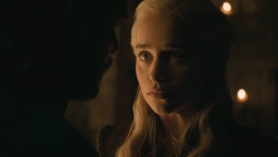 extant_GameOfThrones_8x04-TheLastOfTheStarks_3033