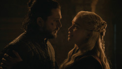 extant_GameOfThrones_8x04-TheLastOfTheStarks_3075