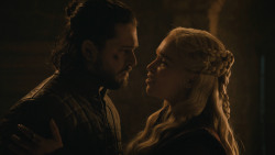 extant_GameOfThrones_8x04-TheLastOfTheStarks_3083