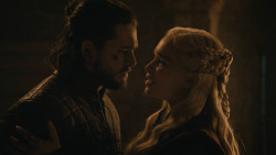 extant_GameOfThrones_8x04-TheLastOfTheStarks_3084
