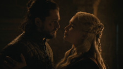 extant_GameOfThrones_8x04-TheLastOfTheStarks_3085