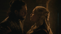 extant_GameOfThrones_8x04-TheLastOfTheStarks_3093