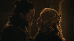 extant_GameOfThrones_8x04-TheLastOfTheStarks_3101