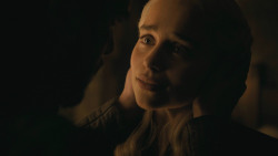 extant_GameOfThrones_8x04-TheLastOfTheStarks_3111