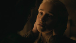 extant_GameOfThrones_8x04-TheLastOfTheStarks_3146