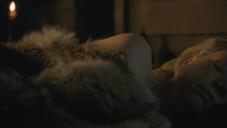 extant_GameOfThrones_8x04-TheLastOfTheStarks_3174
