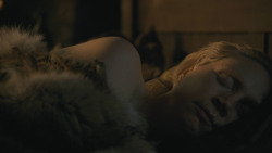 extant_GameOfThrones_8x04-TheLastOfTheStarks_3177