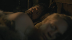 extant_GameOfThrones_8x04-TheLastOfTheStarks_3187