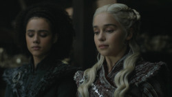 extant_GameOfThrones_8x04-TheLastOfTheStarks_3398
