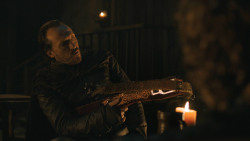extant_GameOfThrones_8x04-TheLastOfTheStarks_4055