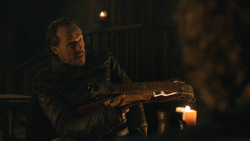 extant_GameOfThrones_8x04-TheLastOfTheStarks_4057