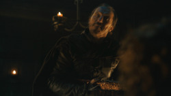 extant_GameOfThrones_8x04-TheLastOfTheStarks_4303