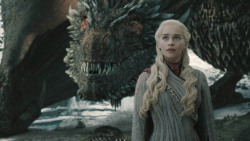 extant_GameOfThrones_8x04-TheLastOfTheStarks_4528