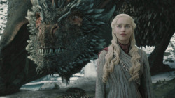 extant_GameOfThrones_8x04-TheLastOfTheStarks_4533