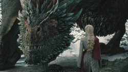 extant_GameOfThrones_8x04-TheLastOfTheStarks_4541